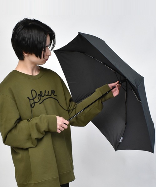 Waterfront（ウォーターフロント）の「傘　New極軽カーボン（折りたたみ傘・レディース・ブラック/マジェンタ/レッド/ダークネイビー/ライトピンク/シアン/ブルー/グレー/ライトベージュ/ライトブルー/ネイビー系・FREE）」の12枚目の写真