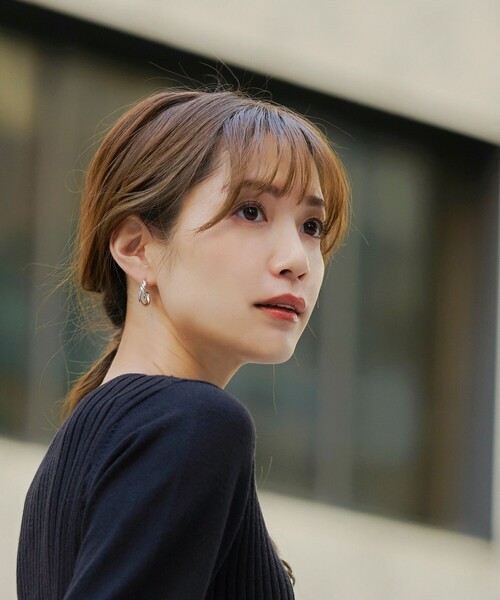 Tiaclasse（ティアクラッセ）の「ツイストピアス（ピアス（両耳用）・レディース・シルバー・FREE）」の12枚目の写真
