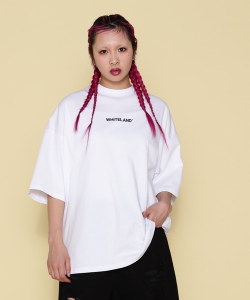 WHITELAND(ホワイトランド)の「【WEB&DEPOT限定】WHITELAND/ホワイトランド/OWL/LOGO SST(Tシャツ/カットソー・レディース・ブラック/ホワイト/カーキ・M/L)」の4枚目の写真