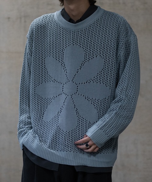 JOHN'S CLOSET(ジョンズクローゼット)の「【13】フラワーモチーフ メッシュニット(ニット/セーター・メンズ・サックスブルー/ブラック/オフホワイト・MEDIUM/LARGE)」の1枚目の写真