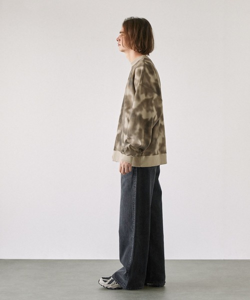 EMMA CLOTHES（エマクローズ）の「アブストラクト オーバールーズスウェットプルオーバー（スウェット・メンズ・ブラック/ベージュ/ホワイト・L/M）」の5枚目の写真