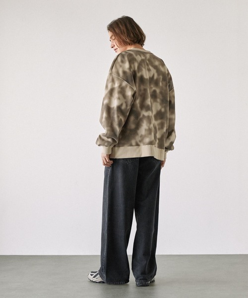 EMMA CLOTHES（エマクローズ）の「アブストラクト オーバールーズスウェットプルオーバー（スウェット・メンズ・ブラック/ベージュ/ホワイト・L/M）」の6枚目の写真