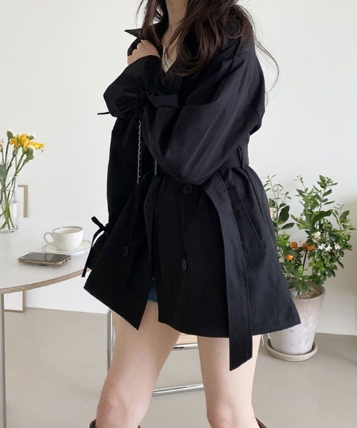 VIVID LADY(ビビッドレディー)の「ハーフダブルボタンストリングバルーン袖トレンチコート(トレンチコート・レディース・ベージュ/ブラック・FREE)」の17枚目の写真