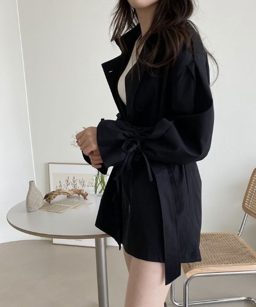 VIVID LADY(ビビッドレディー)の「ハーフダブルボタンストリングバルーン袖トレンチコート(トレンチコート・レディース・ベージュ/ブラック・FREE)」の12枚目の写真
