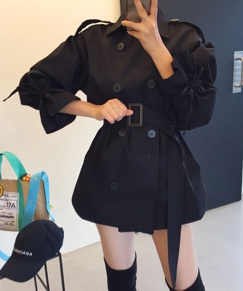 VIVID LADY(ビビッドレディー)の「ハーフダブルボタンストリングバルーン袖トレンチコート(トレンチコート・レディース・ベージュ/ブラック・FREE)」の13枚目の写真