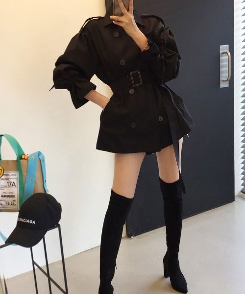 VIVID LADY(ビビッドレディー)の「ハーフダブルボタンストリングバルーン袖トレンチコート(トレンチコート・レディース・ベージュ/ブラック・FREE)」の21枚目の写真