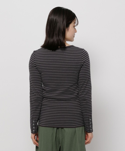 niko and...（ニコアンド）の「袖ボタンボーダーリブプルオーバー（Tシャツ/カットソー・レディース・ネイビー/アイボリー/ブラック・MEDIUM/LARGE）」の13枚目の写真