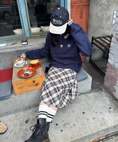 nemne store（ネンネストア）の「《低身長サイズあり》ワンポイント刺繍ポロニット（ポロシャツ・レディース・ネイビー/レッド・SMALL/MEDIUM）」の8枚目の写真