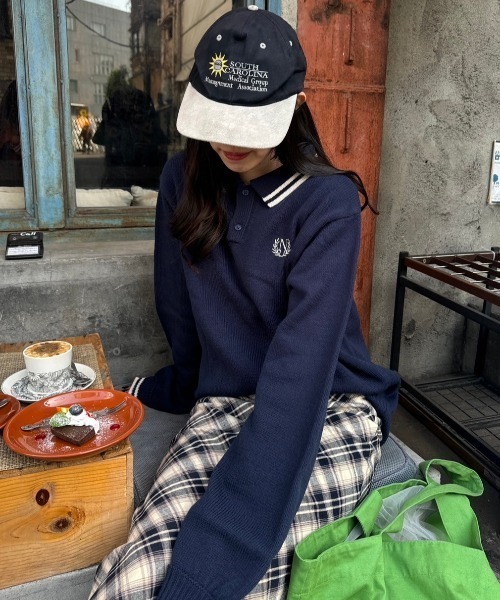 nemne store（ネンネストア）の「《低身長サイズあり》ワンポイント刺繍ポロニット（ポロシャツ・レディース・ネイビー/レッド・SMALL/MEDIUM）」の4枚目の写真