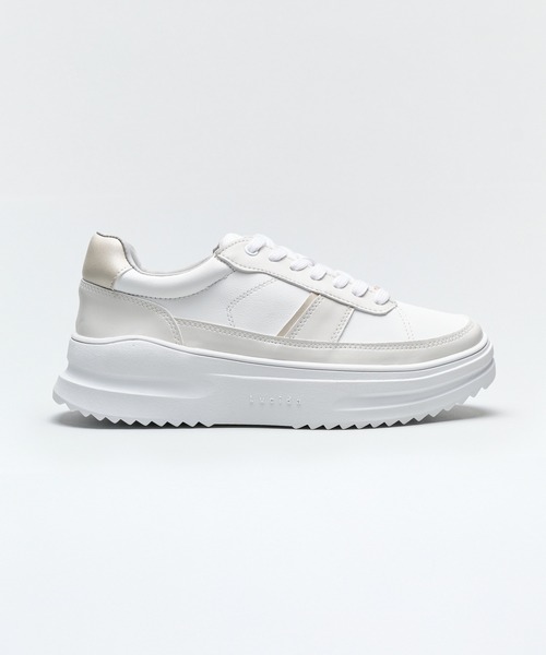 Lucida（ルシーダ）の「Rotanev/軽量厚底スニーカー（スニーカー・レディース・ベージュ/ホワイト/ライトブルー/ホワイト×ブラック/グレー/ピンク/ブラック/アイボリー/シルバー・35/36/37/38/39/40）」の16枚目の写真