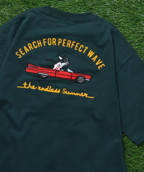 The Endless Summer（エンドレスサマー）の「TES CAR CLUB EMB BIG T-SHIRT / ビッグシルエットTシャツ（Tシャツ/カットソー・メンズ・グリーン系その他/ブラウン/ホワイト/ブラック・X-LARGE/LARGE/MEDIUM/SMALL）」の4枚目の写真