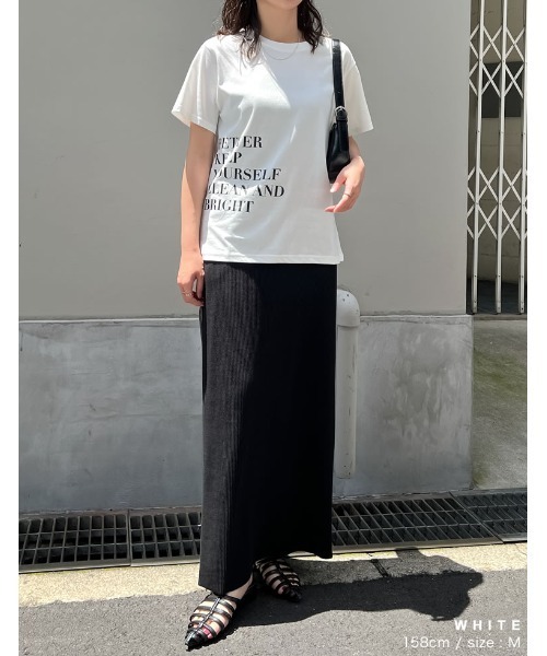 Re:EDIT（リエディ）の「[着た瞬間ひんやり][接触冷感][UVカット]サイドメッセージロゴTシャツ（Tシャツ/カットソー・レディース・チャコールグレー/ブラック/ホワイト・MEDIUM/LARGE）」の15枚目の写真