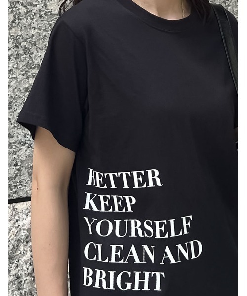 Re:EDIT（リエディ）の「[着た瞬間ひんやり][接触冷感][UVカット]サイドメッセージロゴTシャツ（Tシャツ/カットソー・レディース・チャコールグレー/ブラック/ホワイト・MEDIUM/LARGE）」の19枚目の写真