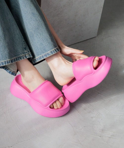 LOWRYS FARM（ローリーズファーム）の「ＥＶＡサンダル 102534（サンダル・レディース・アイボリー/ピンク/ブラック・MEDIUM/LARGE）」の16枚目の写真