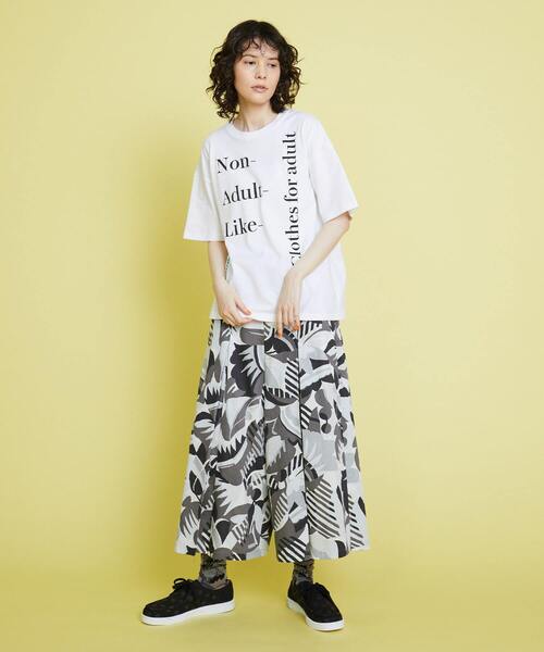 FRAPBOIS（フラボア）の「フォンT（Tシャツ/カットソー・レディース・ブラック/ホワイト・1/2）」の9枚目の写真