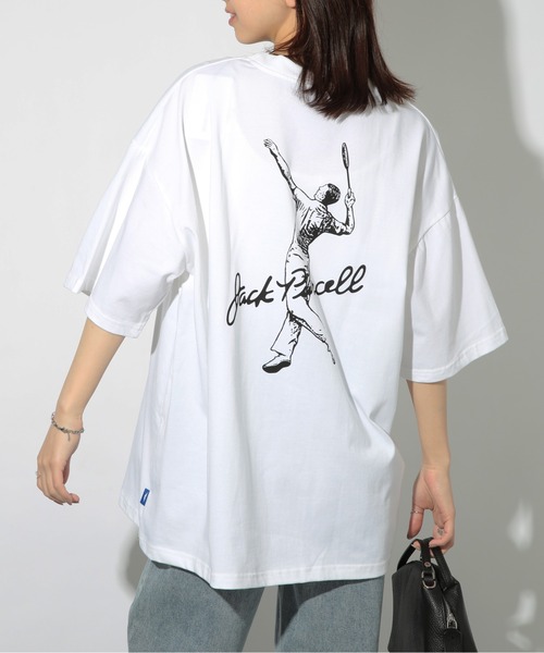 CONVERSE（コンバース）の「【CONVERSE】天竺チャックテイラーグラフィック半袖Tee 4222-4800（Tシャツ/カットソー・メンズ・ライトグレー系3/ブラック系その他2/ライトグレー/ブラック系その他3/ホワイト/ライトグレー系2/ブラック/ホワイト系その他3/ホワイト系その他2・L/M/S）」の4枚目の写真