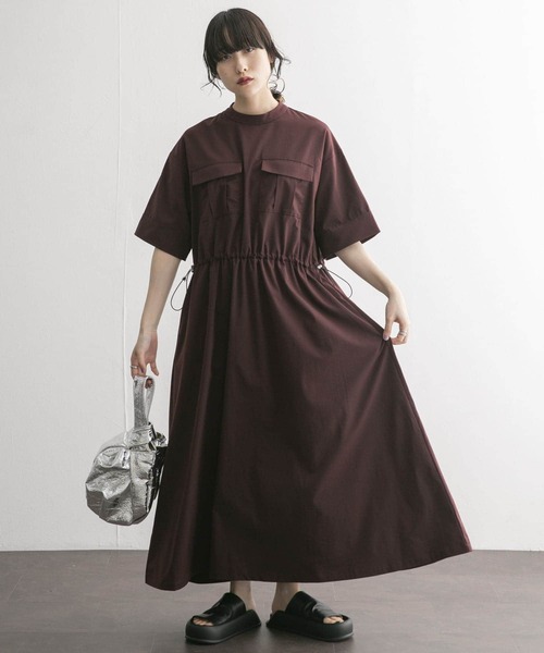 KBF(ケイビーエフ)の「ポケットディティールウエストドロストワンピース(ワンピース・レディース・ブラック/ブルー/ボルドー・ONE)」の6枚目の写真