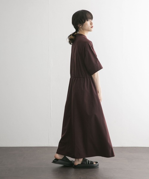 KBF(ケイビーエフ)の「ポケットディティールウエストドロストワンピース(ワンピース・レディース・ブラック/ブルー/ボルドー・ONE)」の12枚目の写真