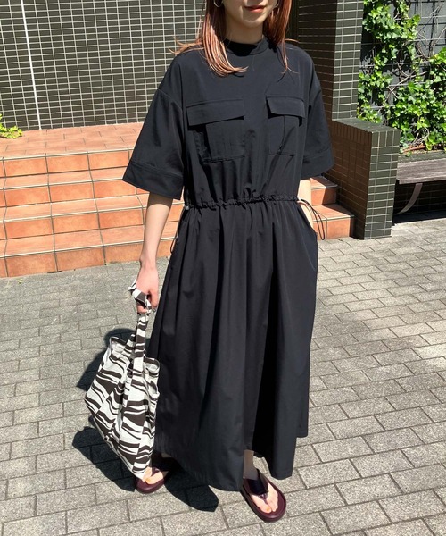 KBF(ケイビーエフ)の「ポケットディティールウエストドロストワンピース(ワンピース・レディース・ブラック/ブルー/ボルドー・ONE)」の15枚目の写真