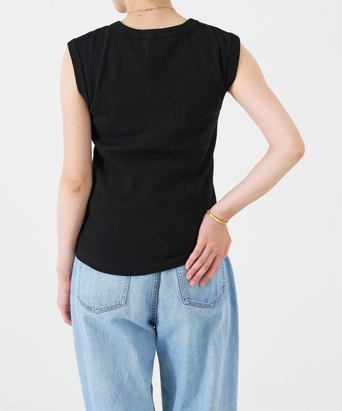 qualite scape（カリテ スケープ）の「リブノースリーブトップ（Tシャツ/カットソー・レディース・ホワイト/ブラック/ブラウン/イエロー・フリー）」の17枚目の写真