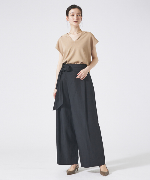 qualite(カリテ)の「レーヨンストレッチオープンカラーシャツ/サマーニット/夏服/オフィスカジュアル(Tシャツ/カットソー・レディース・ブラック/ベージュ/オフホワイト・フリー)」の4枚目の写真