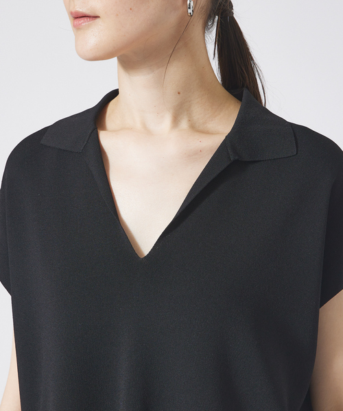 qualite(カリテ)の「レーヨンストレッチオープンカラーシャツ/サマーニット/夏服/オフィスカジュアル(Tシャツ/カットソー・レディース・ブラック/ベージュ/オフホワイト・フリー)」の9枚目の写真