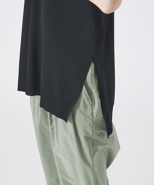 qualite(カリテ)の「レーヨンストレッチオープンカラーシャツ/サマーニット/夏服/オフィスカジュアル(Tシャツ/カットソー・レディース・ブラック/ベージュ/オフホワイト・フリー)」の11枚目の写真