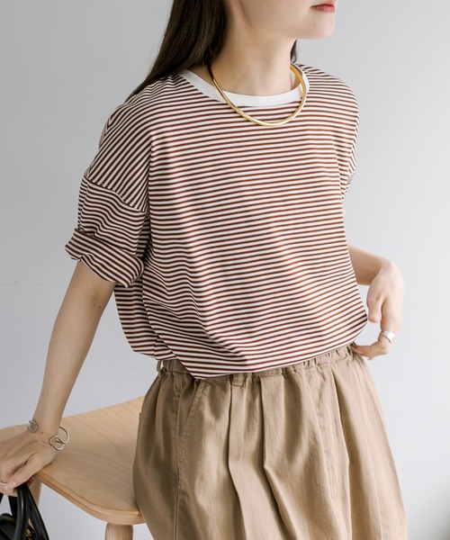 PUAL CE CIN（ピュアルセシン）の「裾ラウンド万能Tシャツ（Tシャツ/カットソー・レディース・オフホワイト/ブラック系/チャコールグレー/ベージュ/ブラウン系/サックスブルー・FREE）」の5枚目の写真