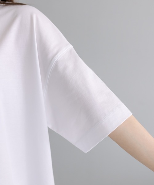 PUAL CE CIN（ピュアルセシン）の「裾ラウンド万能Tシャツ（Tシャツ/カットソー・レディース・オフホワイト/ブラック系/チャコールグレー/ベージュ/ブラウン系/サックスブルー・FREE）」の11枚目の写真