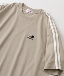 【CONVERSE/コンバース】スニーカーミニロゴ 刺繍 & 袖ラインデザイン 半袖Tシャツ/ユニセックス/ゲームシャツ