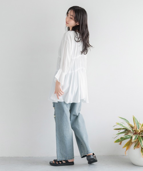 LOWRYS FARM（ローリーズファーム）の「ヨウリュウシャーリング６Ｓ 116607（シャツ/ブラウス・レディース・ブラック/ベージュ/アイボリー/グリーン・FREE）」の14枚目の写真