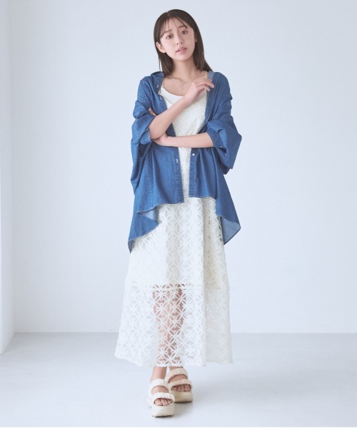 mysty woman（ミスティウーマン）の「前後2WAYフラワーモチーフキャミワンピース　135299（ワンピース・レディース・オフホワイト/ブラック・FREE）」の20枚目の写真