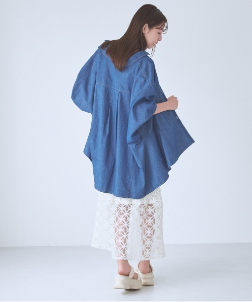 mysty woman（ミスティウーマン）の「前後2WAYフラワーモチーフキャミワンピース　135299（ワンピース・レディース・オフホワイト/ブラック・FREE）」の21枚目の写真