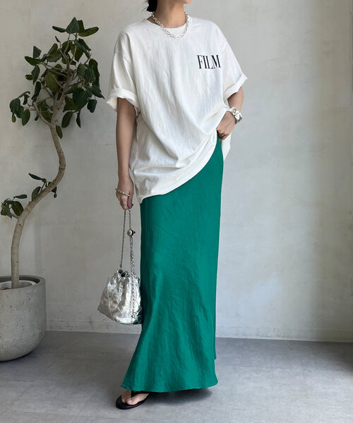 DouDou(ドゥドゥ)の「ピグメントロゴTEE(Tシャツ/カットソー・レディース・チャコールグレー/オフホワイト/ブラウン・FREE)」の4枚目の写真