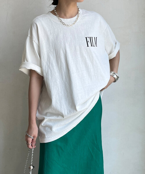 DouDou(ドゥドゥ)の「ピグメントロゴTEE(Tシャツ/カットソー・レディース・チャコールグレー/オフホワイト/ブラウン・FREE)」の9枚目の写真