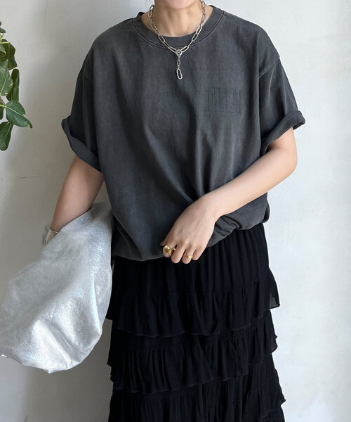 DouDou(ドゥドゥ)の「ピグメントロゴTEE(Tシャツ/カットソー・レディース・チャコールグレー/オフホワイト/ブラウン・FREE)」の19枚目の写真