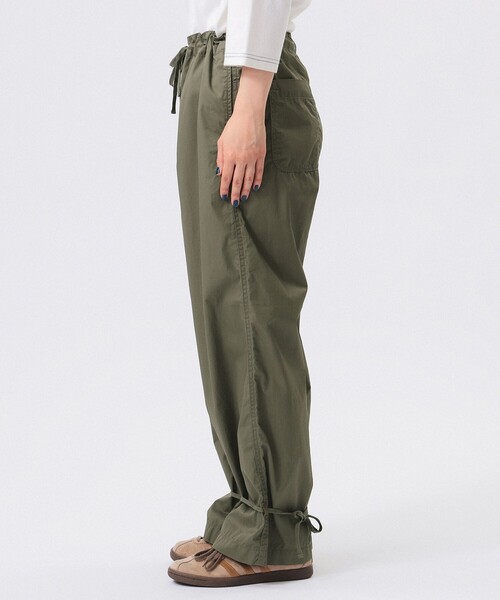 BEAMS BOY（ビームスボーイ）の「コットン ミリタリー パンツ（その他パンツ・レディース・ベージュ/オリーブ・ONE SIZE）」の18枚目の写真