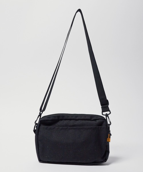 KELTY(ケルティ)の「KELTY/ケルティ RECTANGLE ZIP SHOULDER ショルダーバッグ ワンポイント ロゴ ショルダーポーチ(ショルダーバッグ・メンズ・キャメル/ネイビー/ダークベージュ/ブラック・FREE)」の6枚目の写真