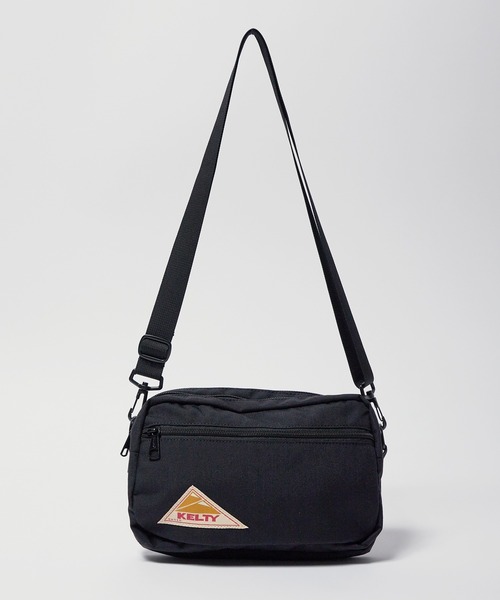 KELTY(ケルティ)の「KELTY/ケルティ RECTANGLE ZIP SHOULDER ショルダーバッグ ワンポイント ロゴ ショルダーポーチ(ショルダーバッグ・メンズ・キャメル/ネイビー/ダークベージュ/ブラック・FREE)」の16枚目の写真