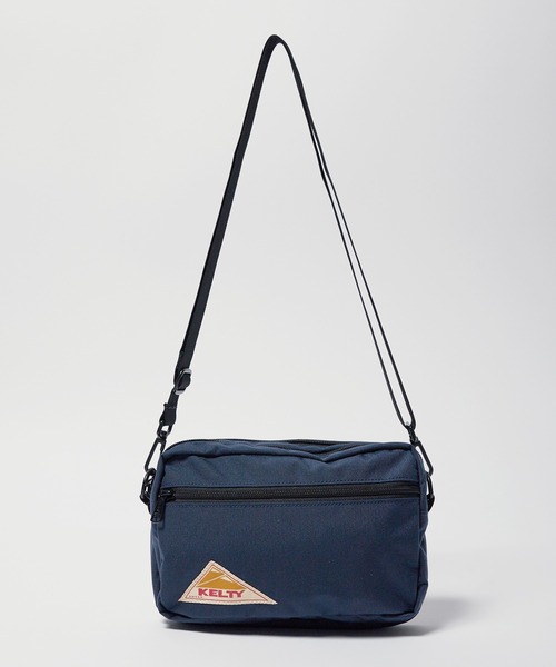 KELTY(ケルティ)の「KELTY/ケルティ RECTANGLE ZIP SHOULDER ショルダーバッグ ワンポイント ロゴ ショルダーポーチ(ショルダーバッグ・メンズ・キャメル/ネイビー/ダークベージュ/ブラック・FREE)」の22枚目の写真