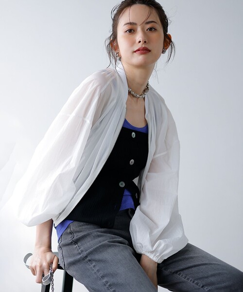 23区(ニジュウサンク)の「【洗える】ヴィスコースストレッチ ニット ビスチェ(ニット/セーター・レディース・ブラック系/ダルブルー系・32)」の17枚目の写真