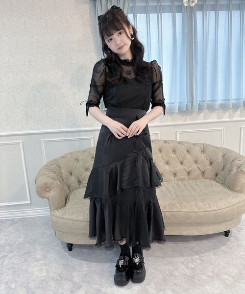couture BY ROJITA(クチュールバイロジータ)の「ラッフルロングスカート(スカート・レディース・ピンクベージュ/ブラック/ブルー・FREE)」の17枚目の写真