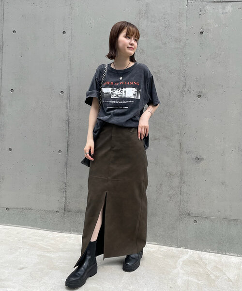 mline（エムライン）の「[mline]PHOTO Tシャツ（Tシャツ/カットソー・レディース・グレー/チャコールグレー・FREE）」の11枚目の写真