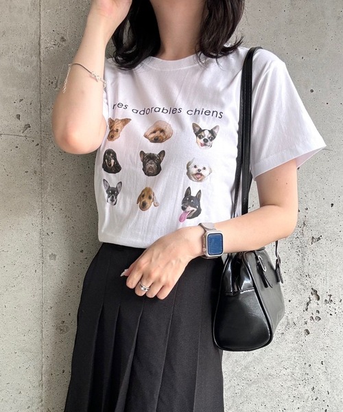 cuorequal(クオレコール)の「犬いっぱい半袖タイトTシャツ(Tシャツ/カットソー・レディース・ネイビー/ベージュ・X-SMALL)」の6枚目の写真