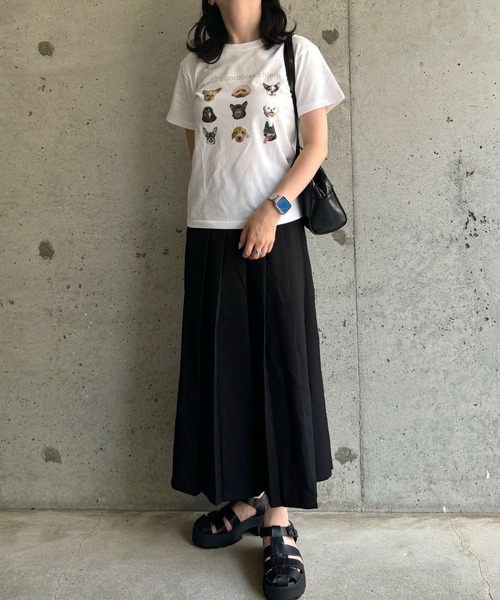 cuorequal(クオレコール)の「犬いっぱい半袖タイトTシャツ(Tシャツ/カットソー・レディース・ネイビー/ベージュ・X-SMALL)」の9枚目の写真