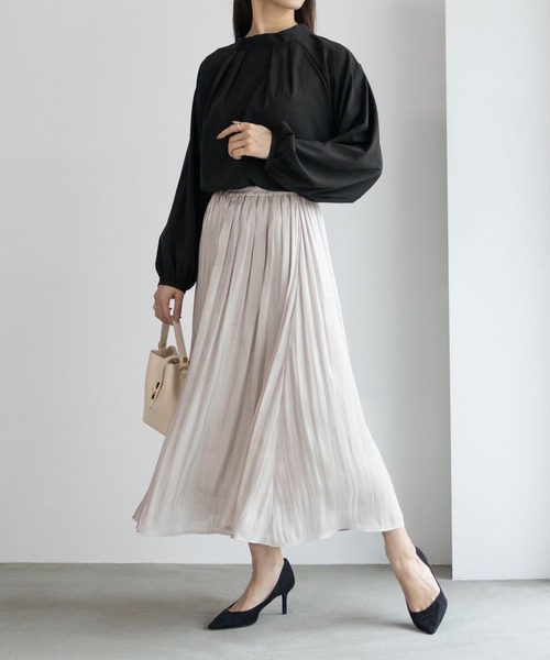 HusHusH（ハッシュアッシュ）の「HusHusH 2WAY ヴィンテージサテン プルオーバーブラウス（シャツ/ブラウス・レディース・グレイッシュベージュ/ブラック/サックスブルー系・M/L）」の7枚目の写真