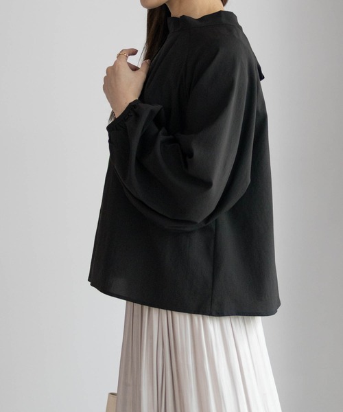 HusHusH（ハッシュアッシュ）の「HusHusH 2WAY ヴィンテージサテン プルオーバーブラウス（シャツ/ブラウス・レディース・グレイッシュベージュ/ブラック/サックスブルー系・M/L）」の11枚目の写真