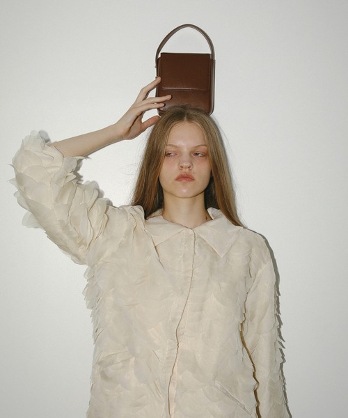 EFOLE（エフォル）の「Micro mini handbag/マイクロ ミニ ハンドバッグ（ハンドバッグ・レディース・オフホワイト/ブラウン・FREE）」の14枚目の写真