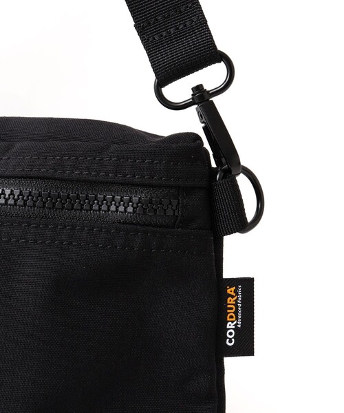 DANTON（ダントン）の「【DANTON/ダントン】PALAIS GARNIER サコッシュバッグ（ショルダーバッグ・メンズ・チャコールグレー/マスタード/グレイッシュベージュ/ブラック・FREE）」の18枚目の写真