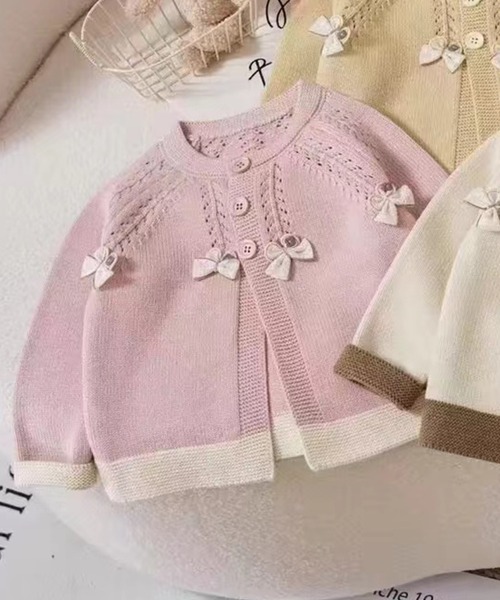 aimoha(アイモハ)の「【aimoha-KIDS-】リボン付Aラインカーディガン(カーディガン/ボレロ・キッズ・オフホワイト/ベージュ/ピンク・90/100/110/120/130)」の3枚目の写真